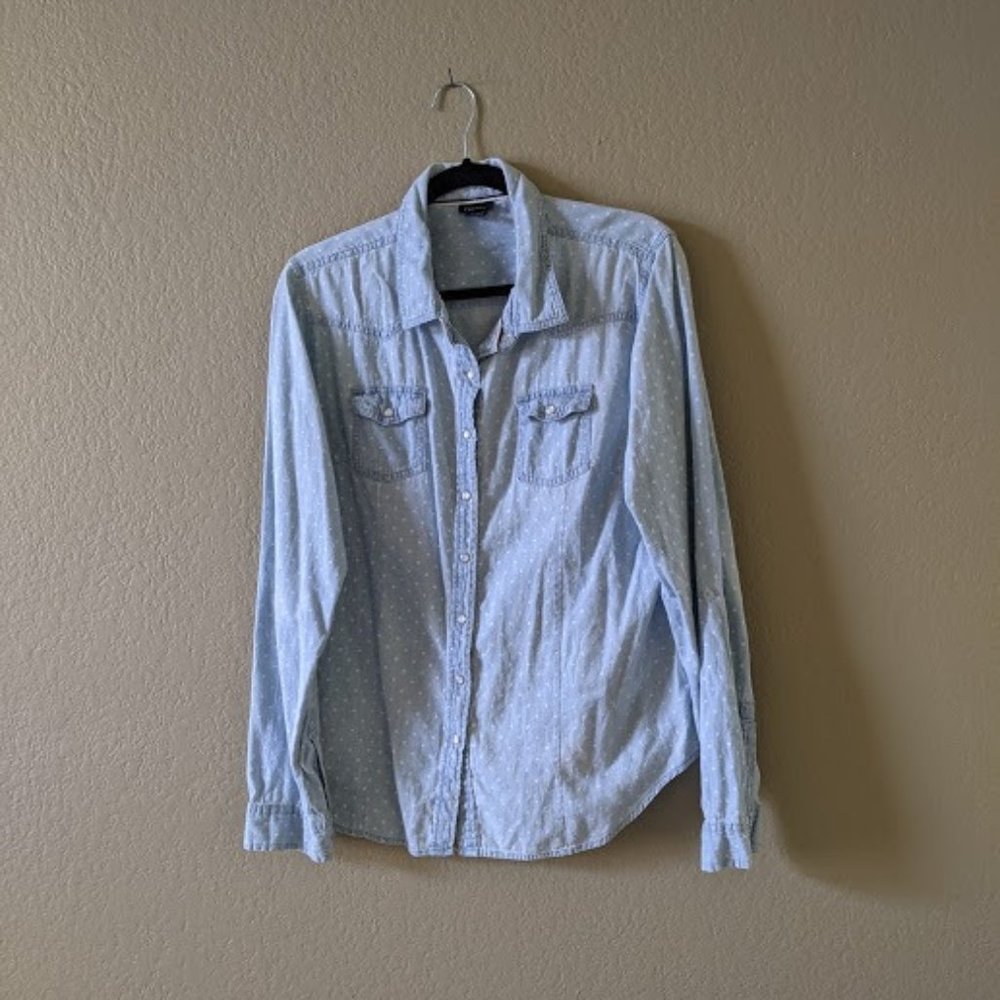 light blue long sleeve button up shirt